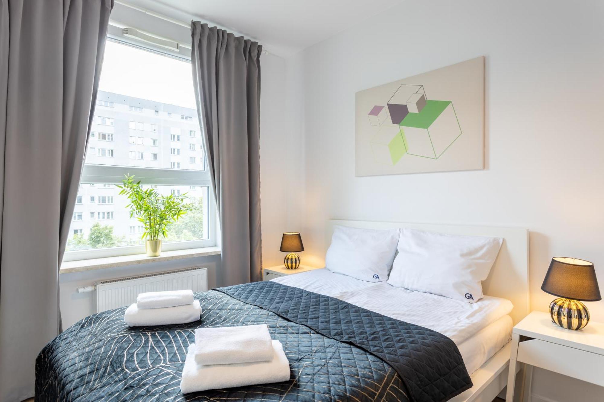 Urban Chic - Pereca - Rondo Onz - Luxury Warsaw Stays - 14 People Exterior foto