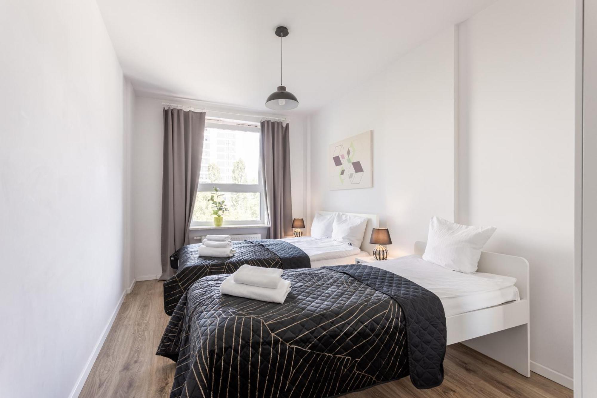 Urban Chic - Pereca - Rondo Onz - Luxury Warsaw Stays - 14 People Exterior foto